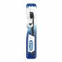 Oral-B Oral B Tbrush Charcoal Whitening Soft