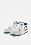 New Balance BB550