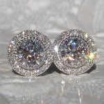 1PAIR Stud Earrings Round Zirconia Inlaid Design Copper Earrings Bling Bling Style Jewelry Trendy Gift For Women