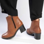 Flex Leather Block Heel Side Zip Ankle Boot - Chestnut - 9