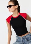 Color Block Crew Neck Knit T-Shirt - Black
