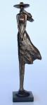 Lady Statue With Hat – Black gold – 36X8CM