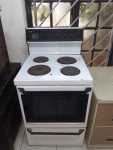Defy 4PLATE Stove White