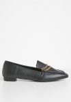 Edit Amani Loafer - Black
