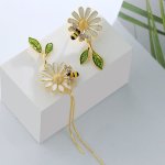 Daisy Leaf Bee Design Cute Asymmetrical Enamel Dangle Earrings Zinc Alloy Jewelry Gift For Girls