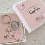 KE-19T9 - Personalized Teachers Gift Keyring In Pink Flower Gift Box Stainless Steel