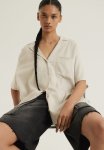 Airy Resort Shirt - Light Beige