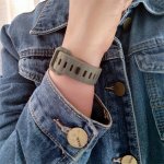 Silicone Sport Band For Apple Watch 49ULTRA 2 41 45MM 40 44MM Strap For Iwatch 38 42MM 9 8 7 6SE 5 4 3 For Men And