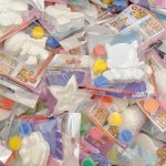 Diy Paintable Plaster Figurine Kit Handcrafted Drawing Toy For Art & Crafts Includes 1 Unpainted Statue 1 Brush 3 Color Paints I
