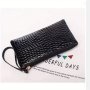 Women's Faux Leather Coin Purse Clutch Wristlet With Crocodile Pattern Small Pu Pouch For Coins Phone And Essentials