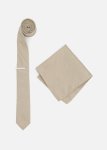 Black Jacquard Slim Tie Tie Bar & Pocket Square Set