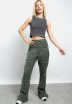 Flares In Printed Plisse Velvet - Green Check