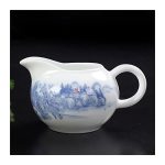 Cvgfko Easy Pour Gravy Sauce Boat Blue And White Porcelain Coffee Milk Jug Chinese Kung Fu Tea Set Pitcher 170ML 220ML Small Pot