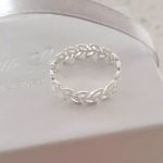 Rihanna 925 Sterling Silver Olive Branch Leaf Ring - Size 8