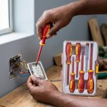6-PIECE Insulated Screwdriver Set With Voltage Tester