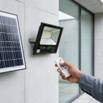 100W Solar Floodlight - Perfect Outdoor Lighting Solution