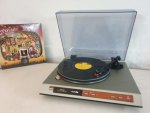 TEAC P-9 Fully Automatic Direct Drive Turntable
