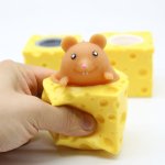 Creative Decompression Cute Cheese Mouse Cup Pinch Music Squeeze Squirrel Cup Decompression Toy