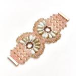 African Chic Daisy Beaded Bracelet - Light Pink