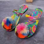 Women's Colorful Stylish Slides Rainbow Stripe Flat Sandals Casual Summer Beach Slides With Soft Sole