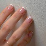 24 Pcs Set Of Tiny Oval Shaped Press On Nails With White Edge Suitable For Women Daily Fake Nails