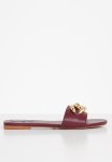 Madison Gia Chain Slide - Burgundy