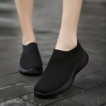 Women's Solid Color Sneakers Breathable Knit Slip On Outdoor Shoes Lightweight Low Top Shoes