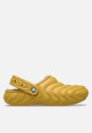 Crocs Classic Lined Overpuff Clog - Yellow