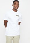 Levi's Short Sleeve Relaxed Fit Tee - White