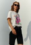 T-Shirt With A Motif - White Multi