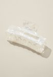 Amber Hair Claw - Bright White Marble