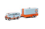 Greenlight – 1:64 Hitch & Tow Series 20 1972 Ford Club Wagon & Enclosed Car Trailer