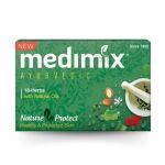 Medimix Ayurvedic 18 Herb Soap 125G - Traditional Herbal Bath Bar For Skin Protection Acne Control & Natural Radiance Delivers D