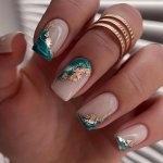 24-PIECE Green And Golden Short French Nail Tips Set With Bonus Jelly Glue And Nail File - Square Shape Medium Length Striped Au