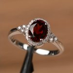 1PC Gorgeous Silvery Dark Red Artificial Stone Ring - Symbol Of Eternal Love Promise Ring Elegant Party Jewelry Birthday Gift Fo