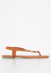 Stacey Sandal - Tan