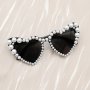 Pearl-encrusted Heart-shaped Glasses: Perfect For Festive Occasions