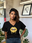 Golden Lips Oversized Tee - Black - Medium