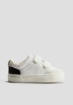 Trainers - White