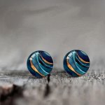 Stylish Stainless Steel Stud Earrings With Convex Glass Accents Elegant And Hypoallergenic Jewelry Suitable For Everyday Wear Va