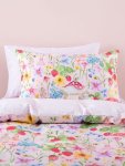 Strawberry Meadow Duvet Cover Set