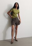 Ribbed T-Shirt - Green