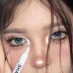 Sparkling Eye Highlighter Long-lasting Brightening Eye Corner Eyeshadow Pen Pearl White Glitter Shimmering Eyelid Under Crease P