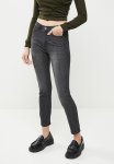 Medium Rise Slim Fit Jeans - Black