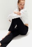 Flared Leggings - Black Ribbed