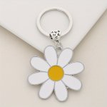 Cute Daisy Flower Keychain Cute Metal Keychain Ring Wallet Bag Backpack Charm Car Key Accessories Women Girls Gift