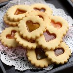 2PCS Stainless Steel Cookie Cutter Set - Flower & Heart Shapes For Baking Chocolate And Cake Decorating - Perfect For Christmas