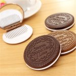 Cute Cookie Shaped Folding Compact Mirror Portable Makeup Pocket Travel Mirror Comb Set Cute Princess Portable Vanity Mirror Rou