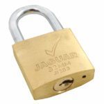 Jaguar Padlock Clam Brass - 32MM