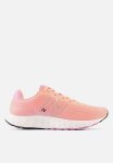 New Balance 520 V8